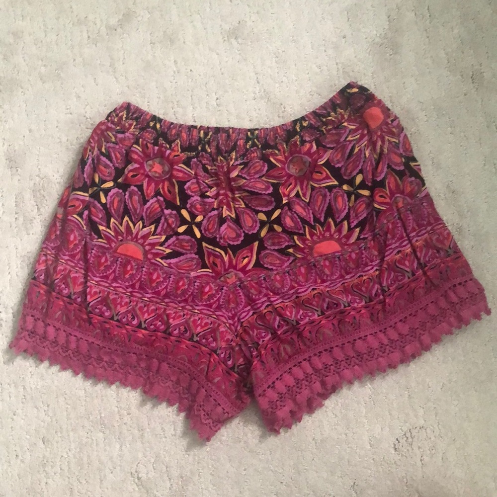 Flower Patterned Soft Shorts